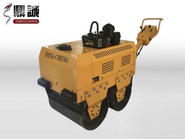 點(diǎn)擊查看詳細(xì)信息<br>標(biāo)題：DC-30C高配手扶式壓路機(jī) 閱讀次數(shù)：12451