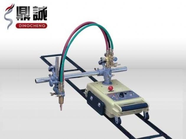 點(diǎn)擊查看詳細(xì)信息<br>標(biāo)題：半自動(dòng)火焰切割機(jī) 閱讀次數(shù)：4385