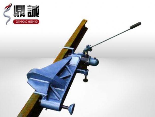 點(diǎn)擊查看詳細(xì)信息<br>標(biāo)題：水平液壓彎軌機(jī) 閱讀次數(shù)：4648