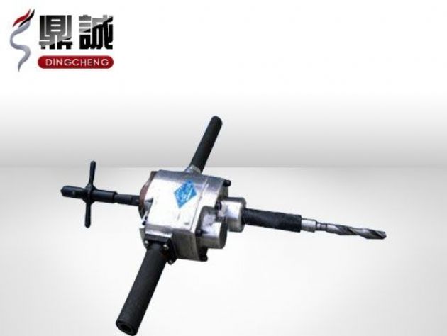 點(diǎn)擊查看詳細(xì)信息<br>標(biāo)題：ZK19型軌道鉆 閱讀次數(shù)：3611