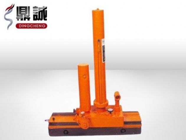 點(diǎn)擊查看詳細(xì)信息<br>標(biāo)題：機(jī)車(chē)落軌復(fù)位機(jī) 閱讀次數(shù)：4598